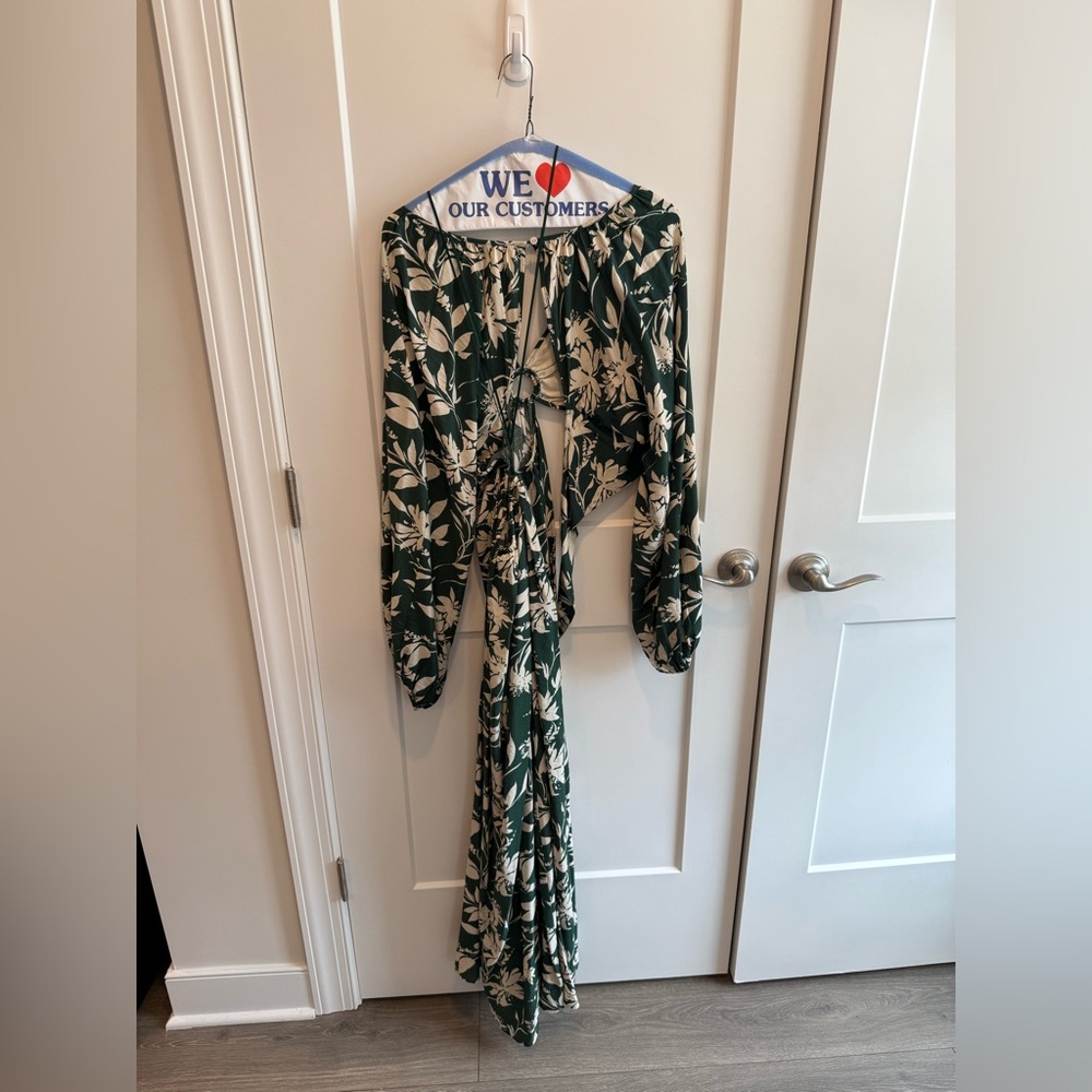 Abercrombie & Fitch Green and Cream Floral Dress - Picture 2 of 12